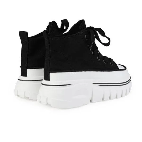 BLACK SNEAKERS WHITE SOLE